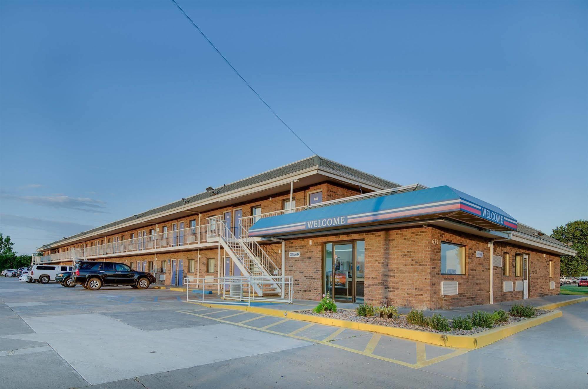 Motel 6-Salina, Ks Exterior photo